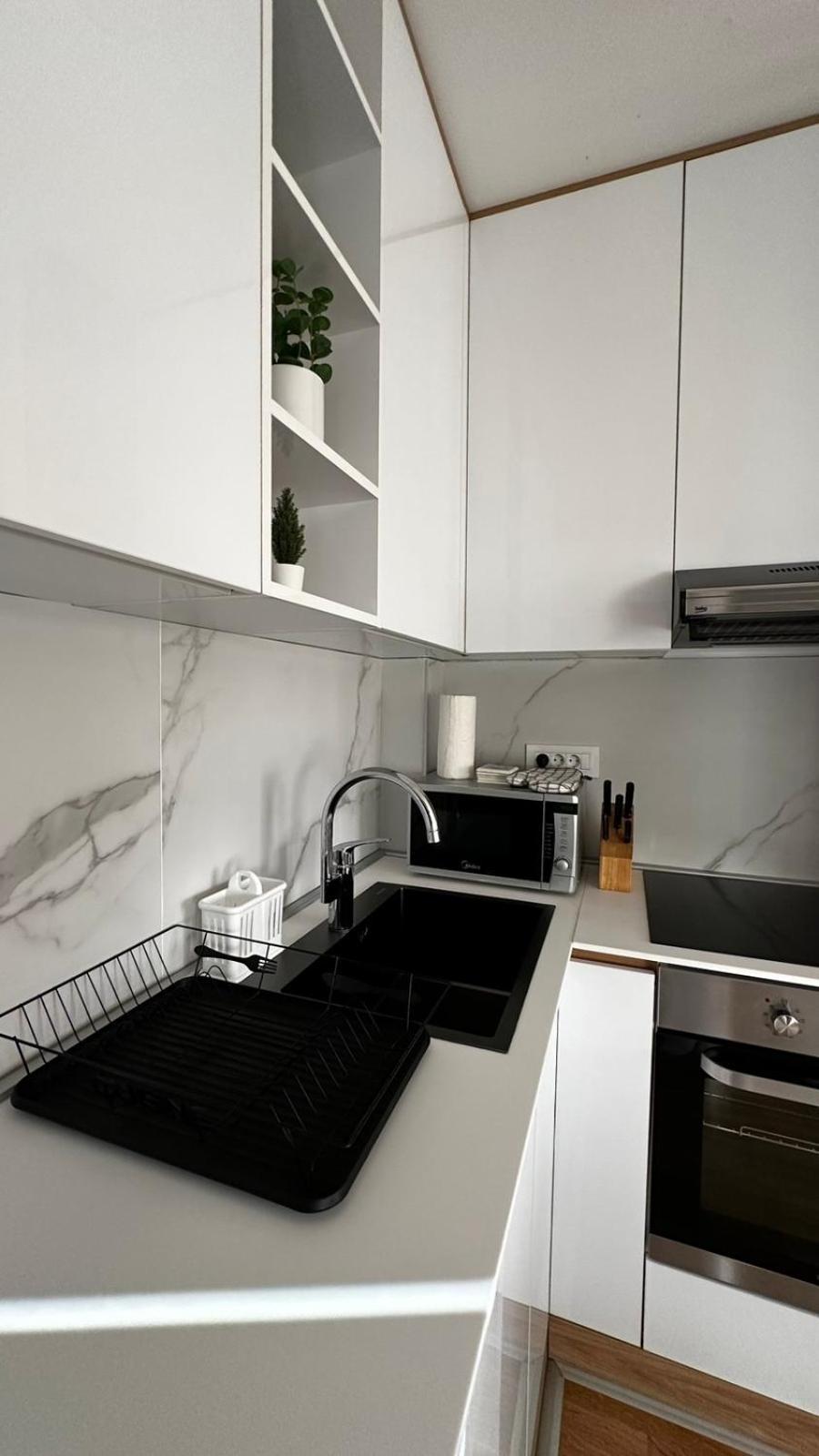 Zlatnik Apartment *
